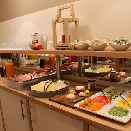 Michael 住宿加早餐酒店 萨尔巴赫