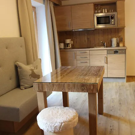 Michael Bed & Breakfast 3*