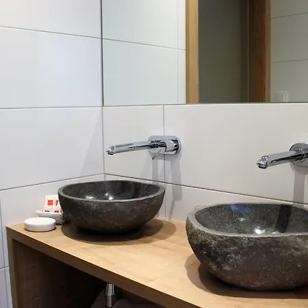 بنسيون ميشيل 4*