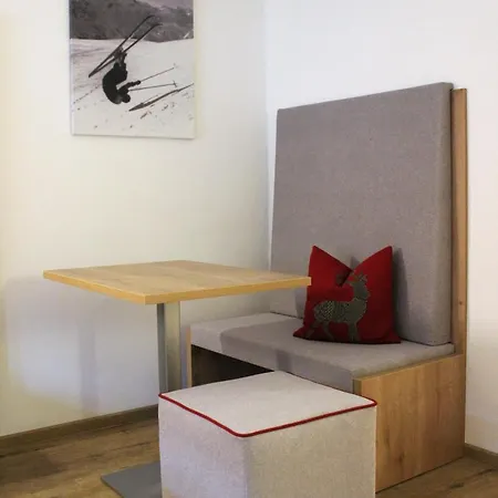 فندق مبيت وإفطار بنسيون ميشيل سالباخ هينترغليم